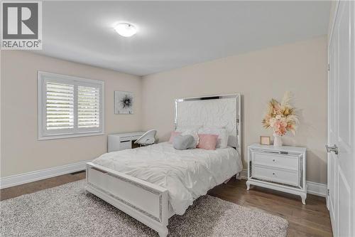 958 Beach Boulevard, Hamilton, ON - Indoor Photo Showing Bedroom