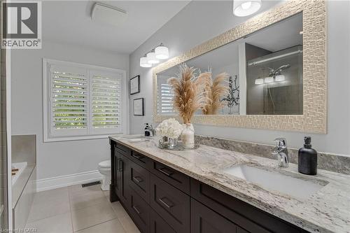 958 Beach Boulevard, Hamilton, ON - Indoor Photo Showing Bathroom