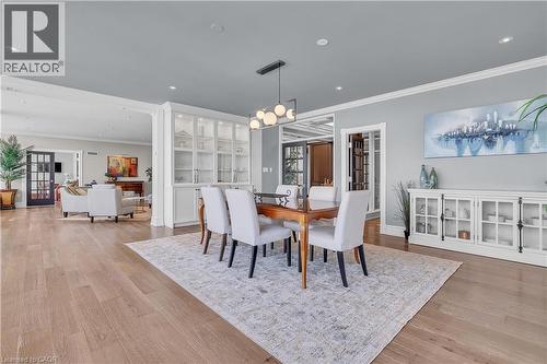 1237 North Shore Boulevard E Unit# 1201, Burlington, ON - Indoor Photo Showing Dining Room