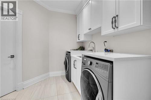 1237 North Shore Boulevard E Unit# 1201, Burlington, ON - Indoor Photo Showing Laundry Room