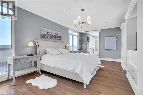 1237 North Shore Boulevard E Unit# 1201, Burlington, ON - Indoor Photo Showing Bedroom