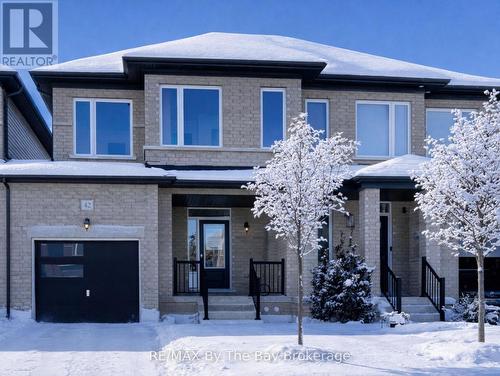 42 LISA STREET  Wasaga Beach, ON L9Z 1J9