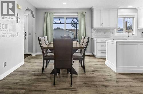 39 Prestwick Heath Se, Calgary, AB - Indoor Photo Showing Other Room