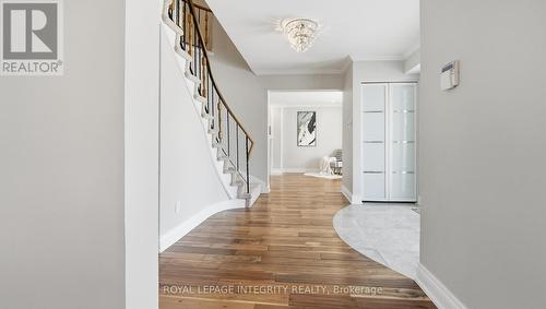 1055 Plante Drive, Ottawa, ON - Indoor Photo Showing Other Room