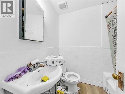 1496 DROUILLARD  Windsor, ON N8Y 2R9