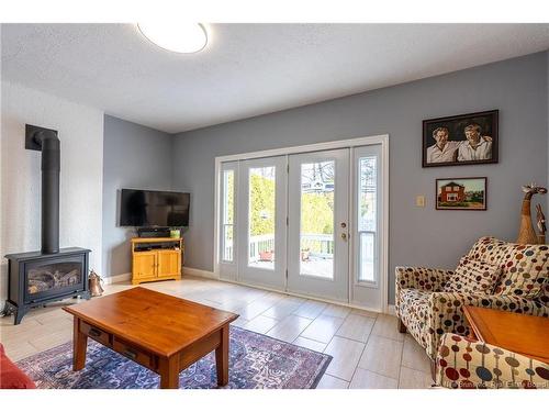 20 Gloucester Cres, Fredericton, NB 