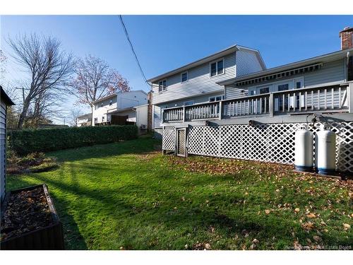 20 Gloucester Cres, Fredericton, NB 