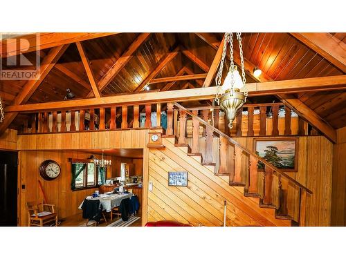 1416 Silver Sands Road, Sicamous, BC - Indoor Photo Showing Other Room