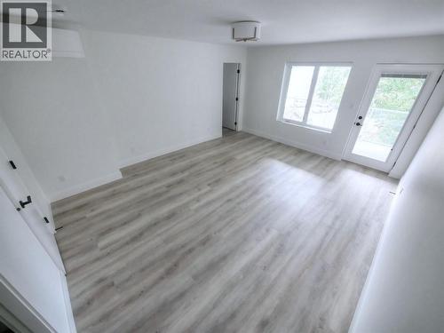 88 Nelson Avenue S Unit# 3, Nakusp, BC - Indoor Photo Showing Other Room