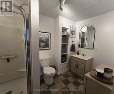 Basement 3pc bathroom - 