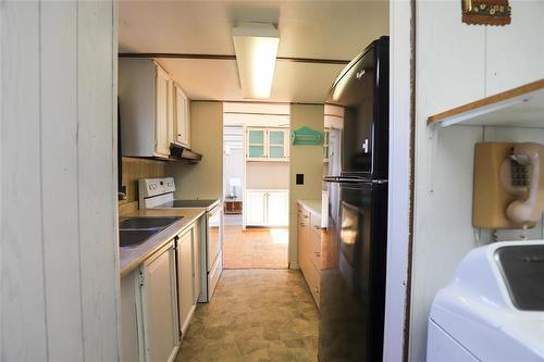 71 #7 Highway S, Teulon, MB - Indoor