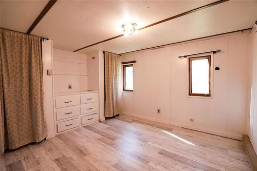 71 #7 Highway S, Teulon, MB - Indoor Photo Showing Other Room