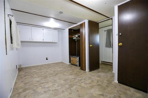 71 #7 Highway S, Teulon, MB - Indoor Photo Showing Other Room