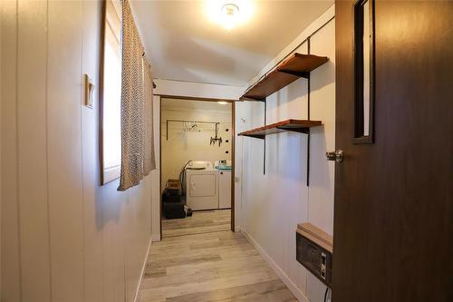 71 #7 Highway S, Teulon, MB - Indoor