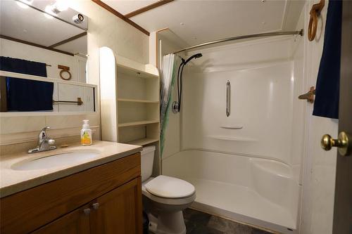 71 #7 Highway S, Teulon, MB - Indoor Photo Showing Bathroom