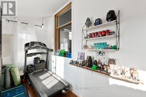 80 Edward Street, St. Thomas, ON - Indoor Photo Showing Other Room