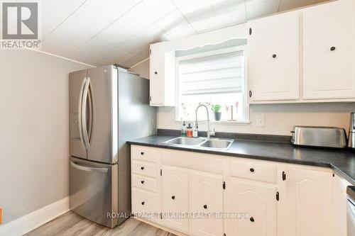80 Edward Street, St. Thomas, ON - Indoor Photo Showing Kitchen With Double Sink