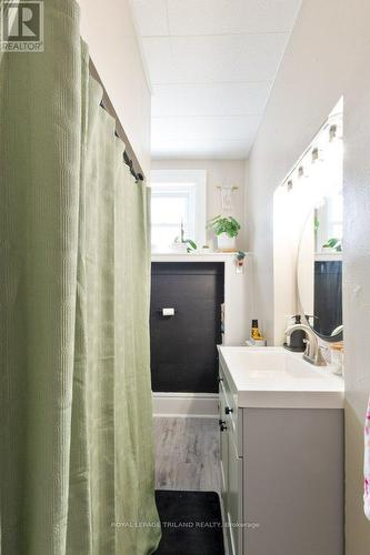 80 Edward Street, St. Thomas, ON - Indoor Photo Showing Other Room