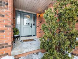 31 BERKINDALE COURT  Brampton, ON L6Y 5G1