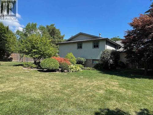 2162 Pauline Court, Burlington, ON - Outdoor