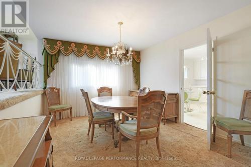 2194 Haig Drive, Ottawa, ON - Indoor Photo Showing Dining Room