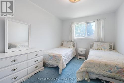 2194 Haig Drive, Ottawa, ON - Indoor Photo Showing Bedroom