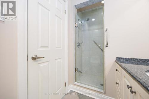 2 Cherry Post Crescent, Toronto, ON - Indoor Photo Showing Bathroom