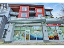 101 & 102 1209 W 16TH STREET  North Vancouver, BC V7P 1R5