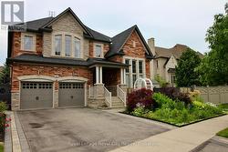 39 DALMENY DRIVE  Brampton (Credit Valley), ON L6X 2Y4