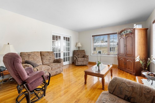 Salon - 80 Rue Théophile-Hallé, Lévis (Les Chutes-De-La-Chaudière-Est), QC - Indoor Photo Showing Living Room
