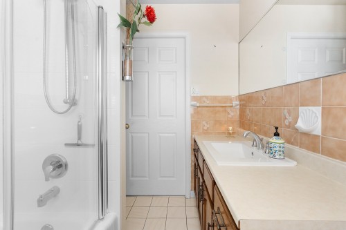 Salle de bains - 80 Rue Théophile-Hallé, Lévis (Les Chutes-De-La-Chaudière-Est), QC - Indoor Photo Showing Bathroom