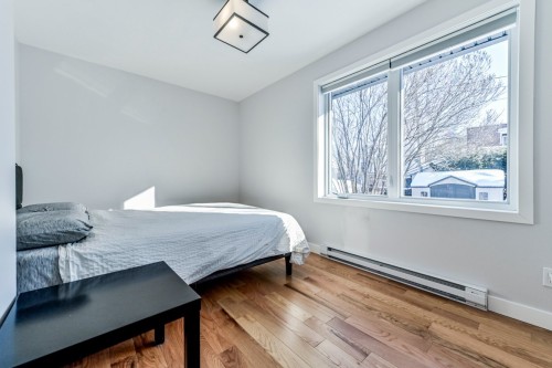 Chambre à coucher - 525 Rue Laurier, Saint-Jean-Sur-Richelieu, QC - Indoor Photo Showing Bedroom