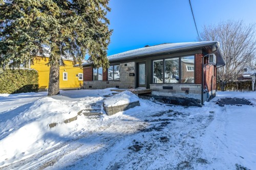 Stationnement - 525 Rue Laurier, Saint-Jean-Sur-Richelieu, QC - Outdoor