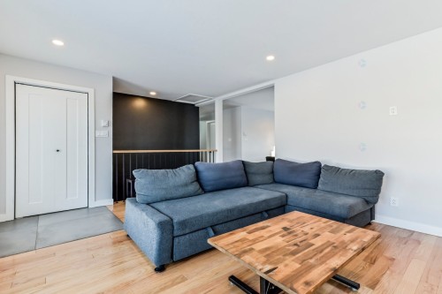 Salon - 525 Rue Laurier, Saint-Jean-Sur-Richelieu, QC - Indoor Photo Showing Living Room