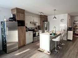 B-300 Rue Angèle-Chartrand  Laval (Auteuil), QC H7H 0B8