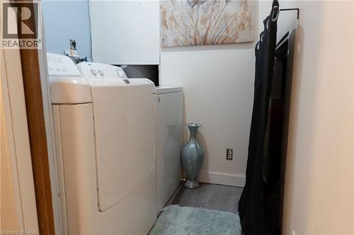 717 Knox Avenue, Hamilton, ON - Indoor Photo Showing Laundry Room