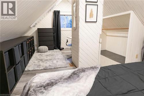 717 Knox Avenue, Hamilton, ON - 