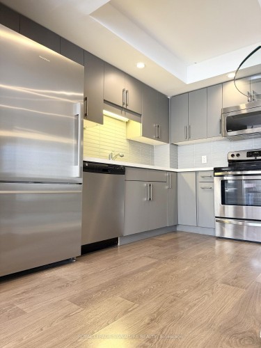 1609-65 Harbour Square, Toronto, ON - Indoor Photo Showing Kitchen With Stainless Steel Kitchen