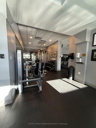 1609-65 Harbour Square, Toronto, ON - Indoor Photo Showing Gym Room