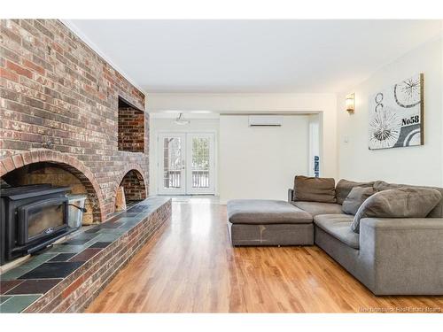 43 William St, Fredericton, NB 