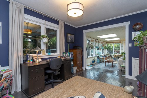 594 Aspen Ave, Qualicum Beach, BC 