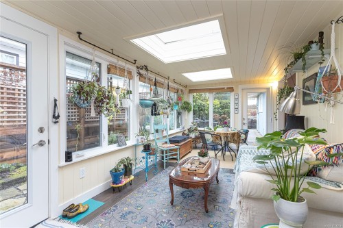 594 Aspen Ave, Qualicum Beach, BC 