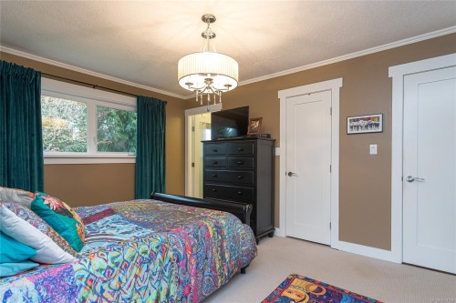 594 Aspen Ave, Qualicum Beach, BC 