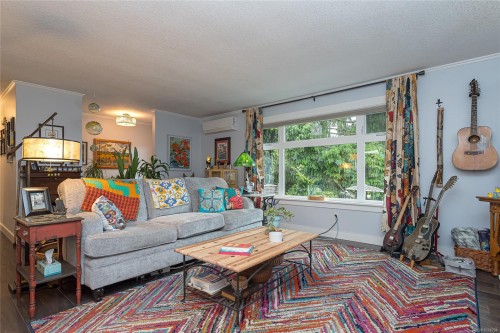 594 Aspen Ave, Qualicum Beach, BC 