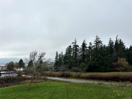 98 Beech St, Comox, BC 