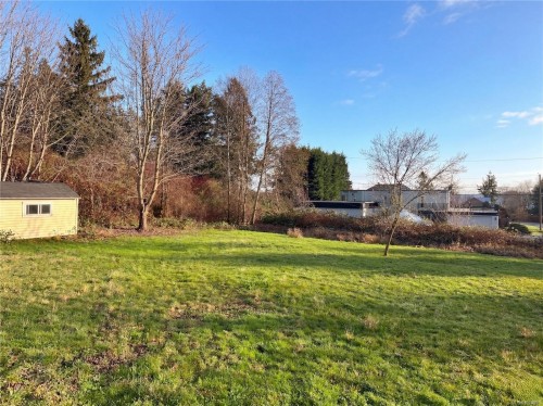 98 Beech St, Comox, BC 