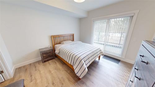 212-355 Legacy Lookout, Cranbrook, BC - Indoor Photo Showing Bedroom