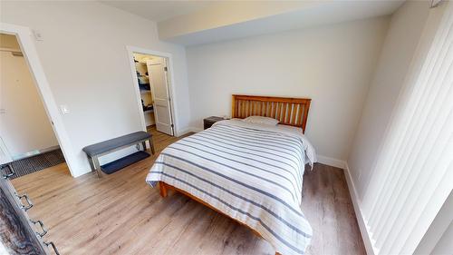 212-355 Legacy Lookout, Cranbrook, BC - Indoor Photo Showing Bedroom