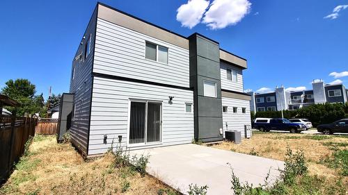 1480 Inkar Road, Kelowna, BC - Outdoor