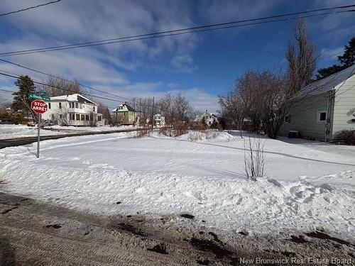 38 Douglas Ave, Moncton, NB 